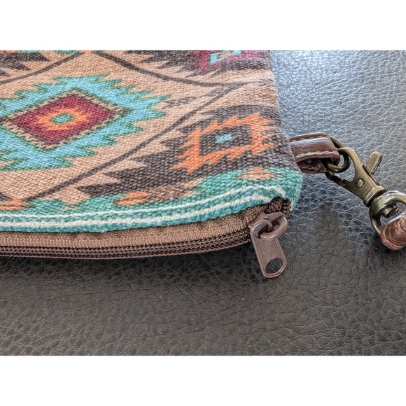 Pine Creek Wristlet Womens Small Teal Bag Aztec Western Print Makeup Travel NWOT - Picture 4 of 10